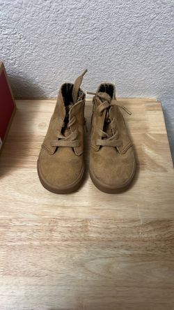 Boys Boots Size 7 $3