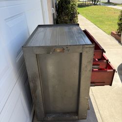 Craftsman Tool Box 