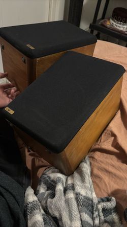Rare GNP Vintage Bookshelf Speakers 1980’s