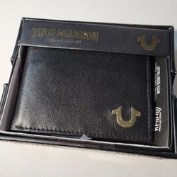 true religion slim bifold wallet with giftbox