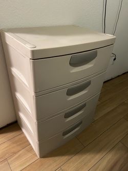 Plastic drawers