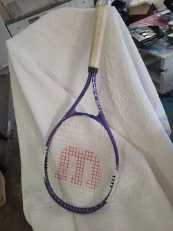 Solid Tennis Raquet