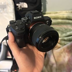 Sony 50mm Lens