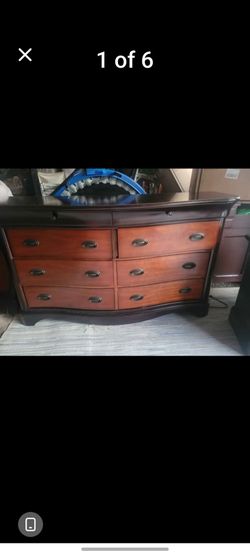 Six piece bedroom set