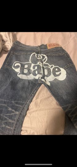 Bape Jean Throw Offer