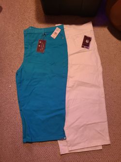 Women's Amanda CAPRI Brand New Size 24w  $15 Each