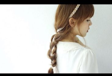 Gold-tone Chain Hair Band With Tie