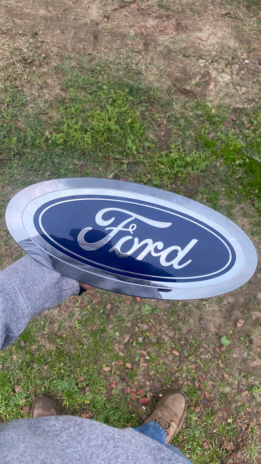 Ford 350 Emblem 