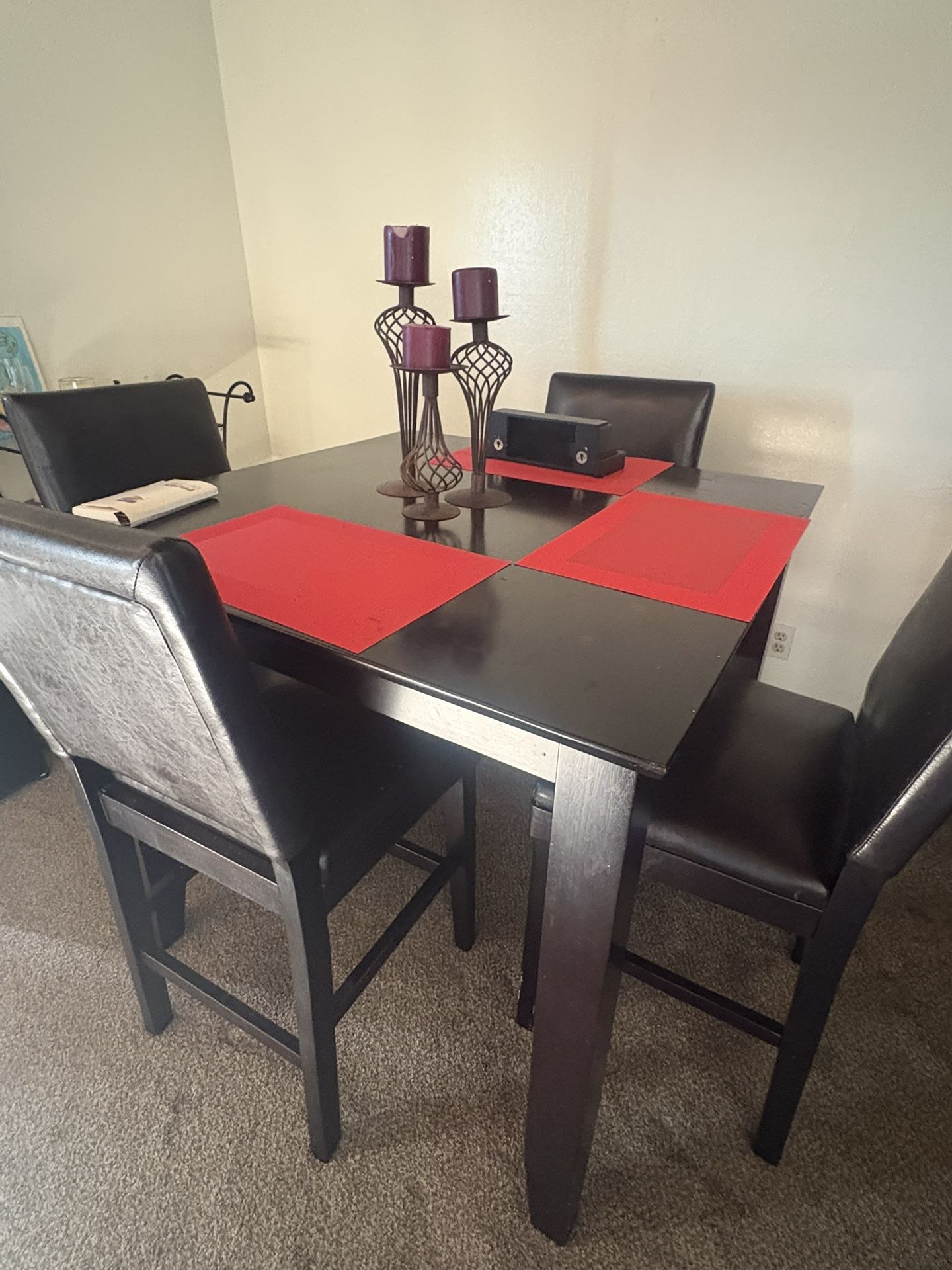 Table With Chairs Included