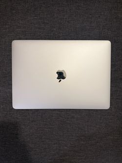 MacBook Pro 128GB (13-inch, 2017, Two Thunderbolt 3 ports)