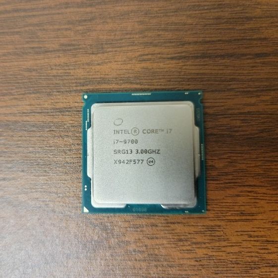 Intel Core i7-9700 (8 Core) 3GHz base, up to 4.7 GHz SGR13 LGA