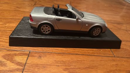 Maisto 1996 Mercedes Benz SLK 230