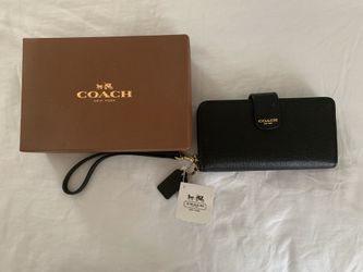 Coach wristlet/wallet