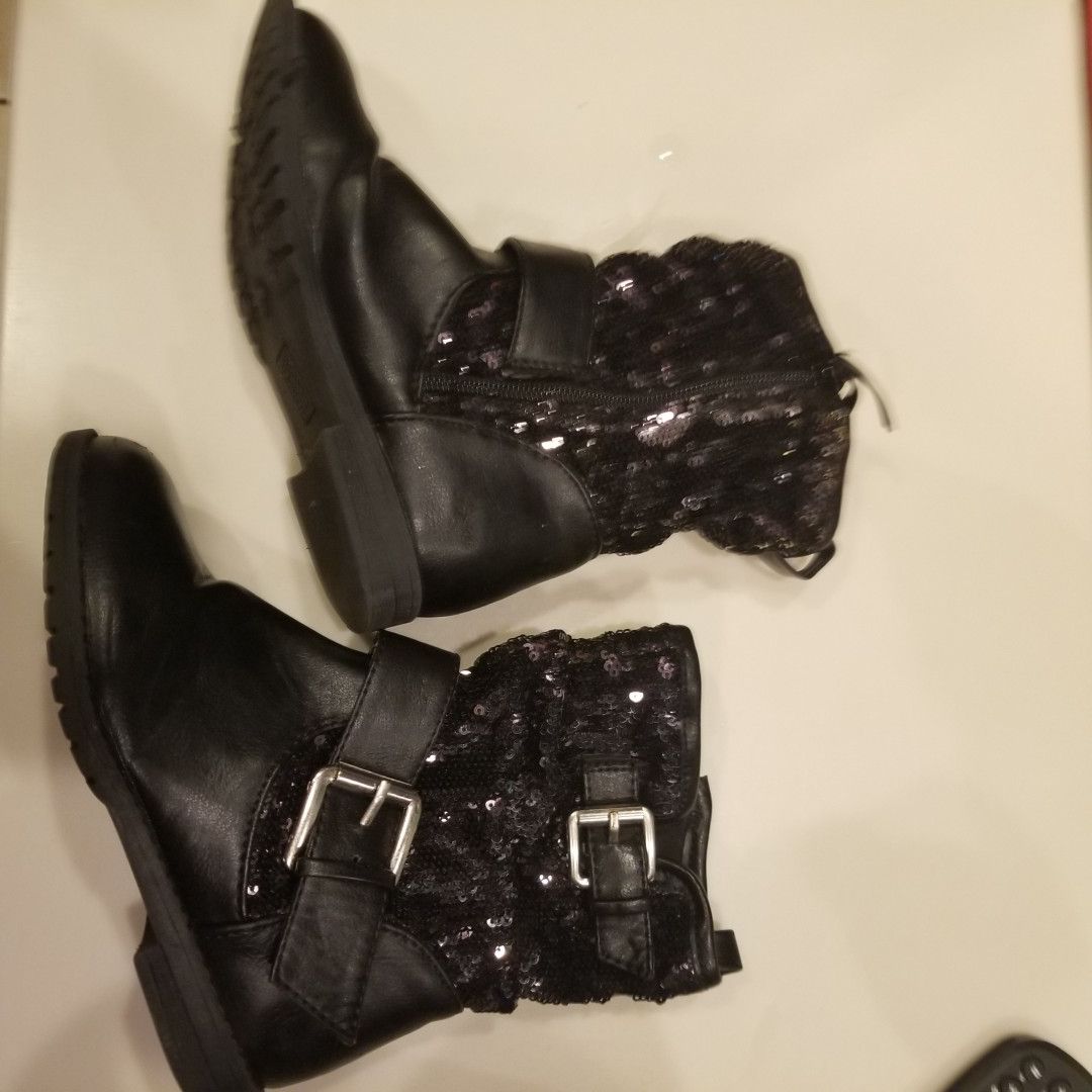 Girls size 11m black sequin boots