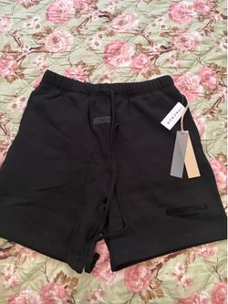 Essential Fear of god shorts size  small -black