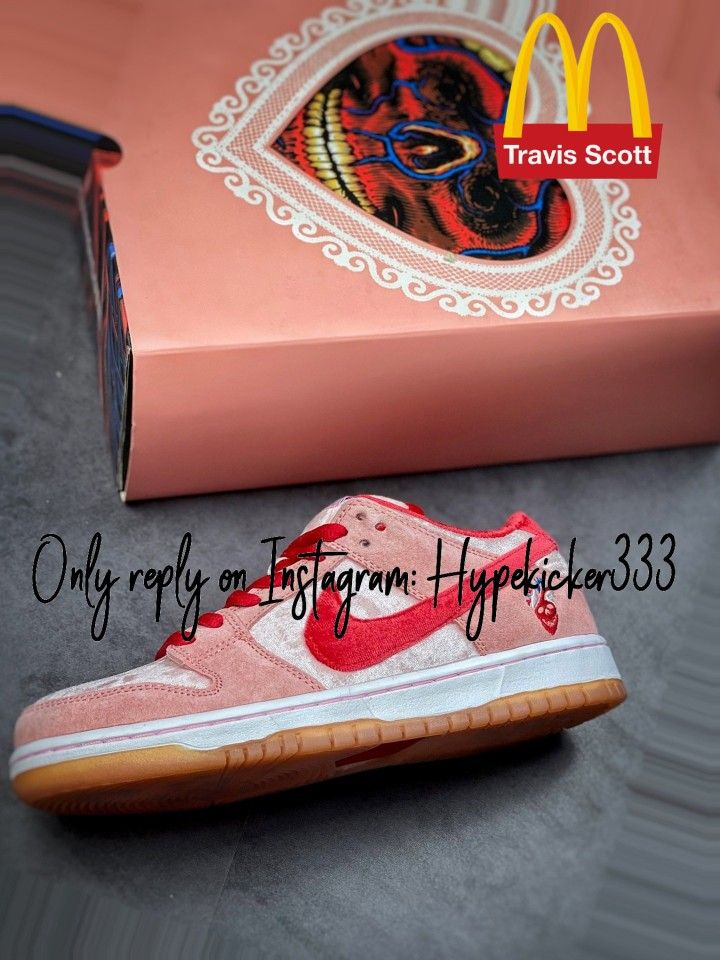 Nike SB Low StrangeLove Skateboards 100% condition shoes