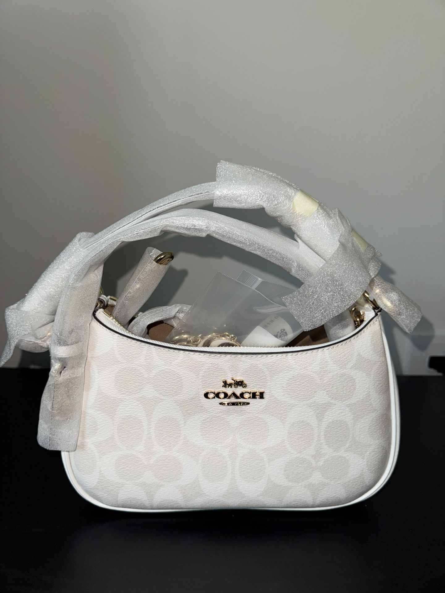 Coach Shoulder Bag (Read Desc)