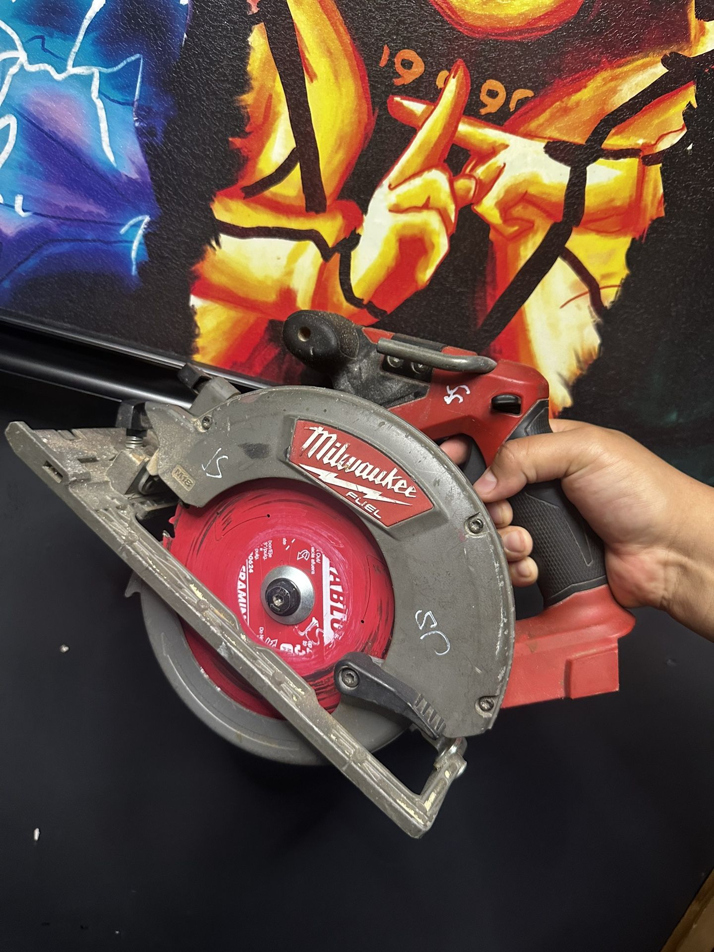 Milwaukee Fuel Saw With Extra Blade