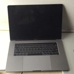 sale For Parts unlock 15”MacBook Pro 2017 i7 Processor 256gb SSD 16gb Ram ( Screen is craked Working with second Monitor only)