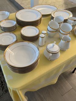 Noritake Dinner Ware