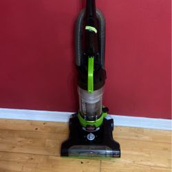 Semi Used Vacuum Carpet 