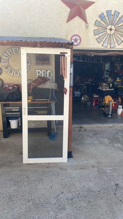 Screen door