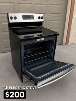 GE Electric Stove