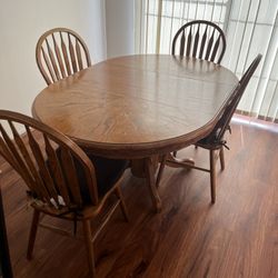 Dining Room Table 