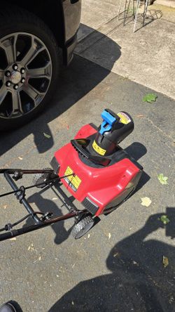 Electric Snow Blower  Like NEW