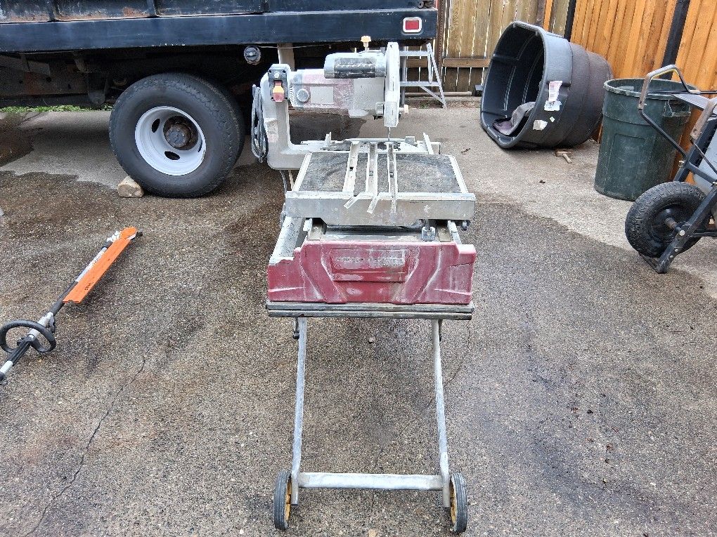 Tile Saw
