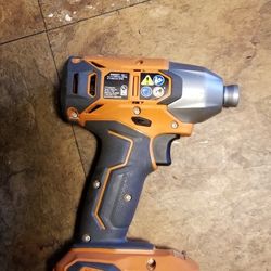 RIDGID 18V 1/4 IN. IMPACT DRIVER 