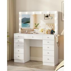 Makeup Vanity with Glass Top, 11 Drawers Vanity with Mirror and 12 LED Lights, Vanity Desk with 3 Lighting Modes Adjustable Brightness,White