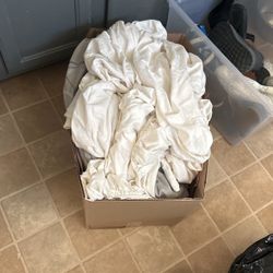 Box Of King Sized Sheets And Pillow Cases