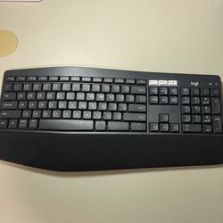 Logi Bluetooth Keyboard K850