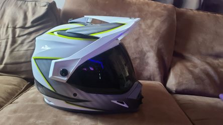 NEW NEVER WORN LARGE BELL MX-9 ADVENTURER SUPER MOTO EDURO GROM MOTORCYCLE HELMET 