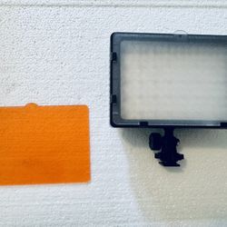 LED mountable camera light