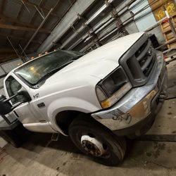 2004 Ford F-550