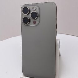 iPhone 15 Pro Max AT&T / Cricket 256 GB