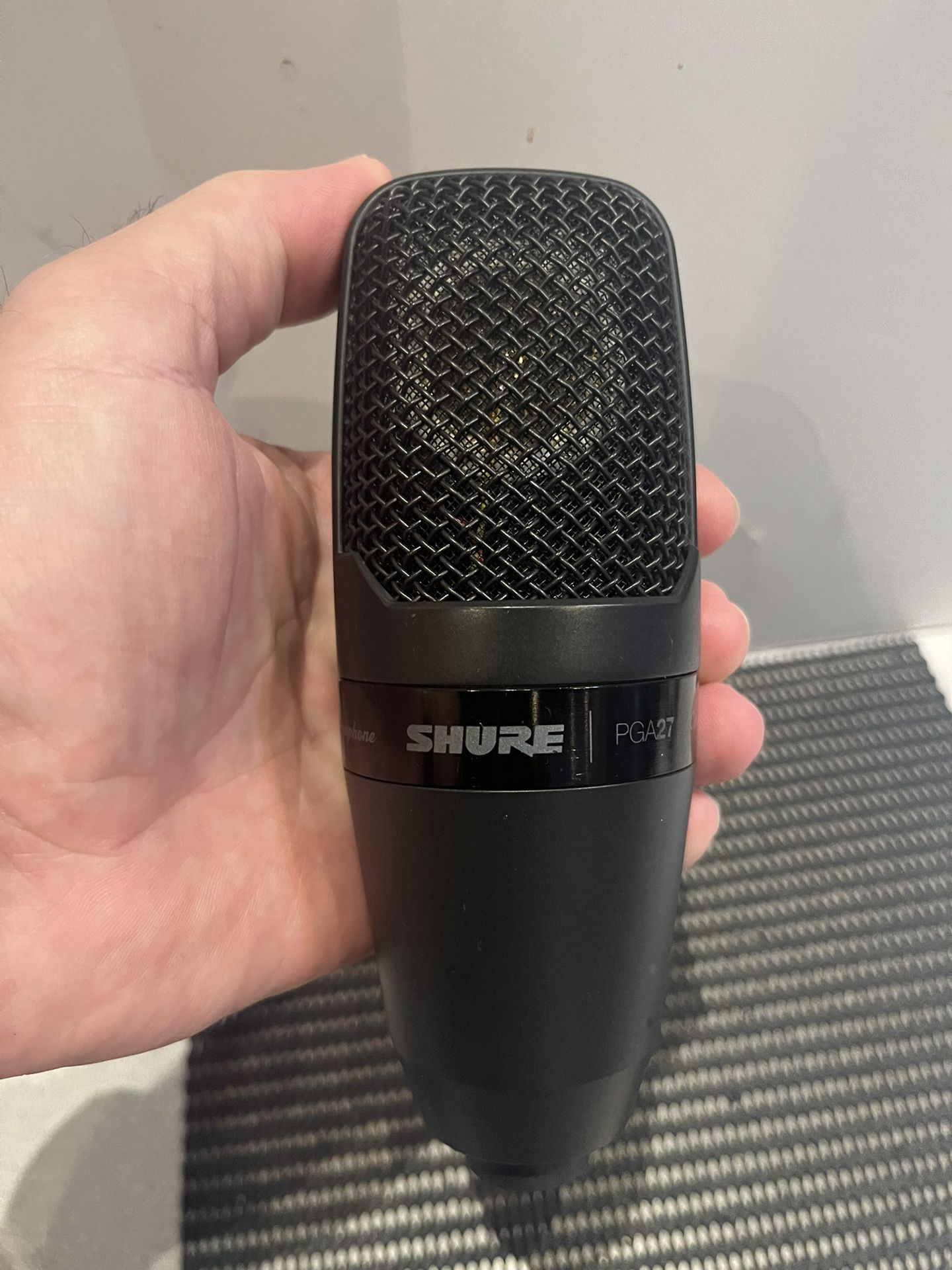 SHURE PGA27 Large Diaphragm Condenser Microphone
