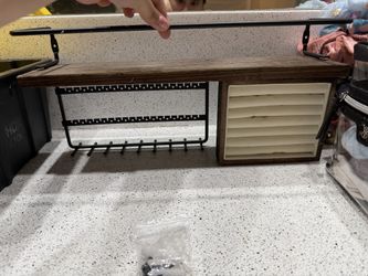 Wall hang jewelry holder/shelf