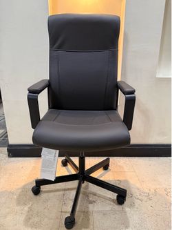 Office desk chair