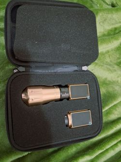 Gold wireless tattoo pen