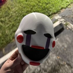 FNAF 2 Puppet Mask Cosplay