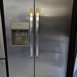 Frigidaire Refrigerator