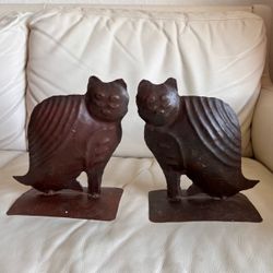Vintage Style Brown Metal Cat Decor Bookend Set of 2
