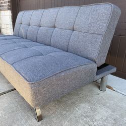 Beautiful and Comfortable Gray Futon. Excellent condition! Sturdy. Like new!