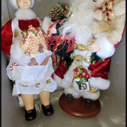 Mr and Ms Santa