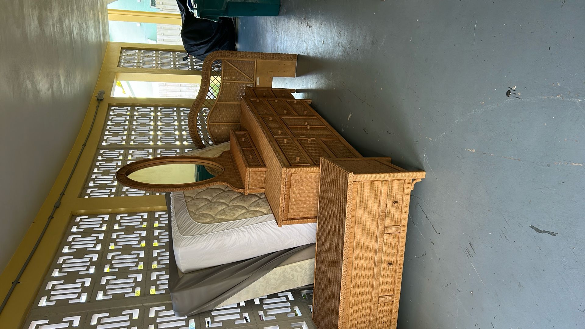 NICE!! Wicker Bedroom Set (queen, I Think)