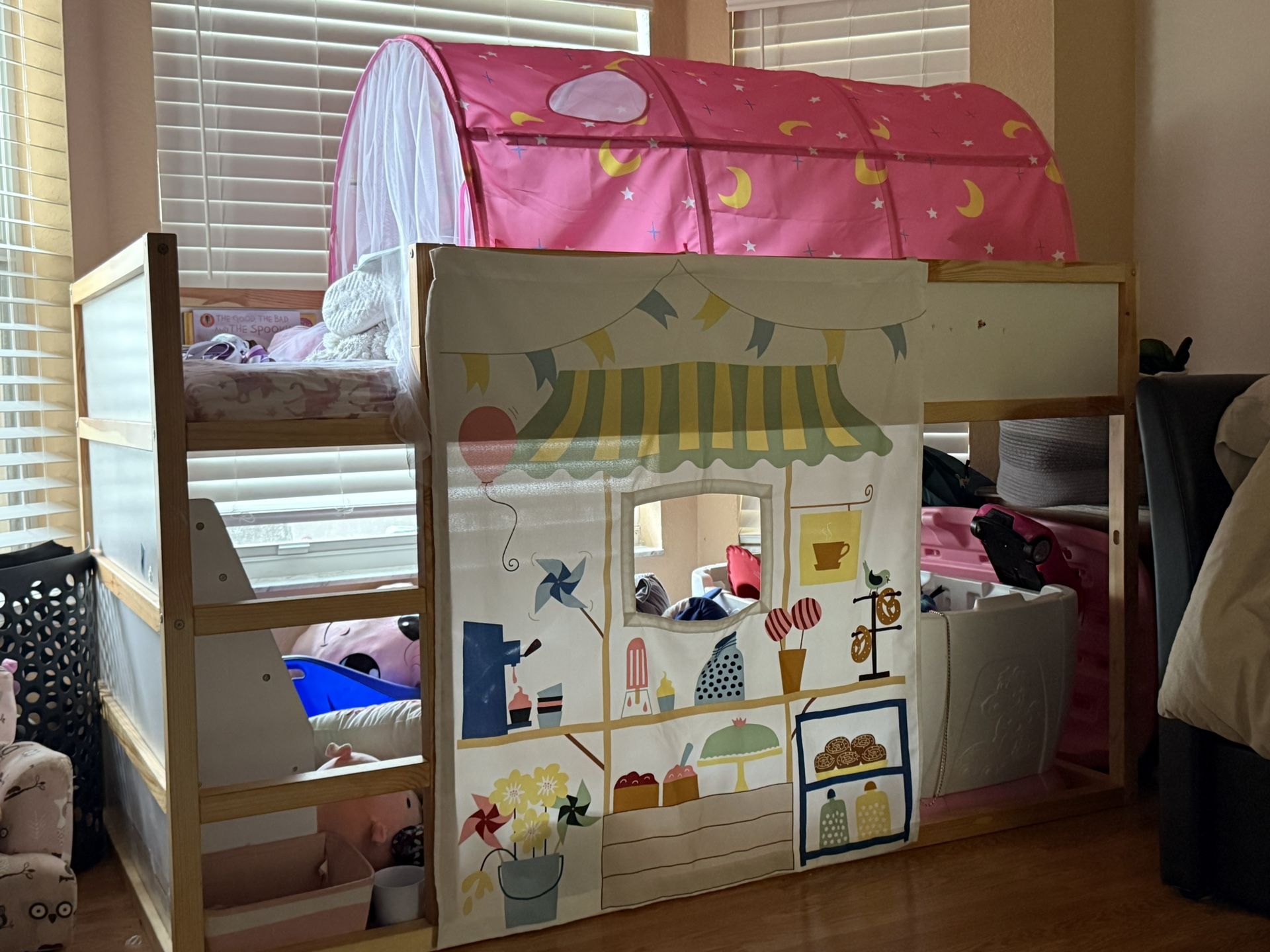 IKEA KURA bed