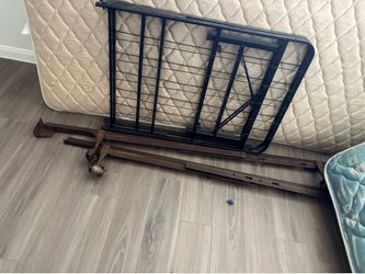 Twin mattress